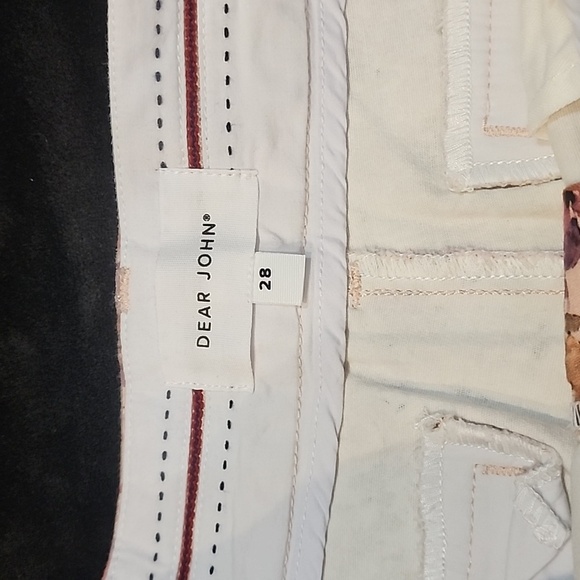 Dear John Hampton Short - Picture 2 of 5